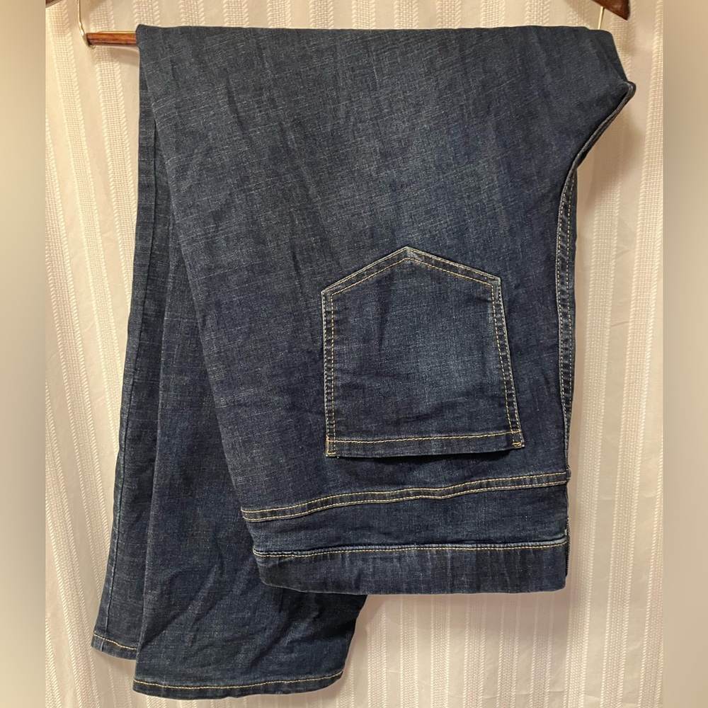 🩵 Time and Tru 🩵 Dark women's Blue Mid-Rise Straight Jeans size 20 2XL